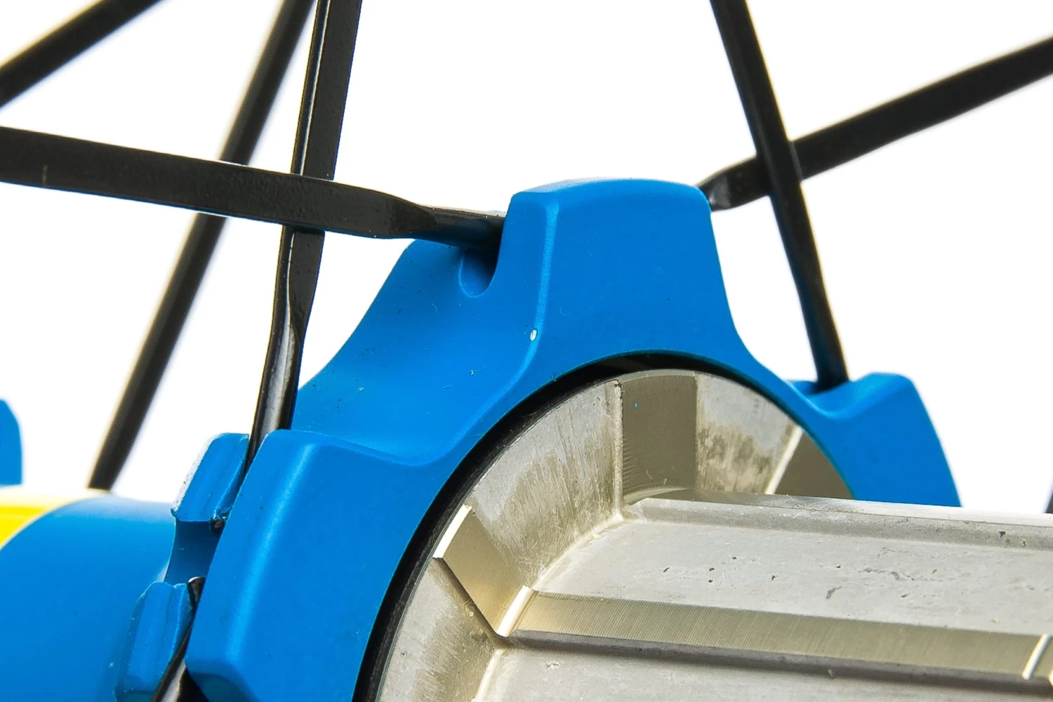 Mavic XA Elite Aluminum Tubeless 29" Rear Wheel - Image 7