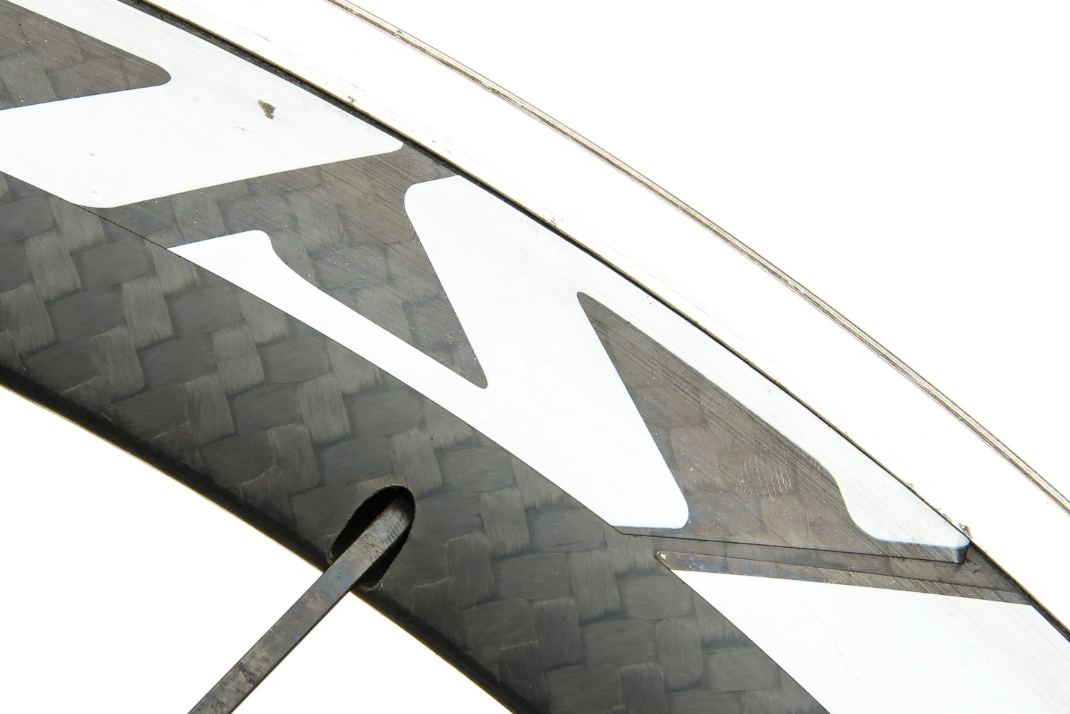 Mavic Cosmic SL Carbon Clincher 700c Wheelset - Image 7