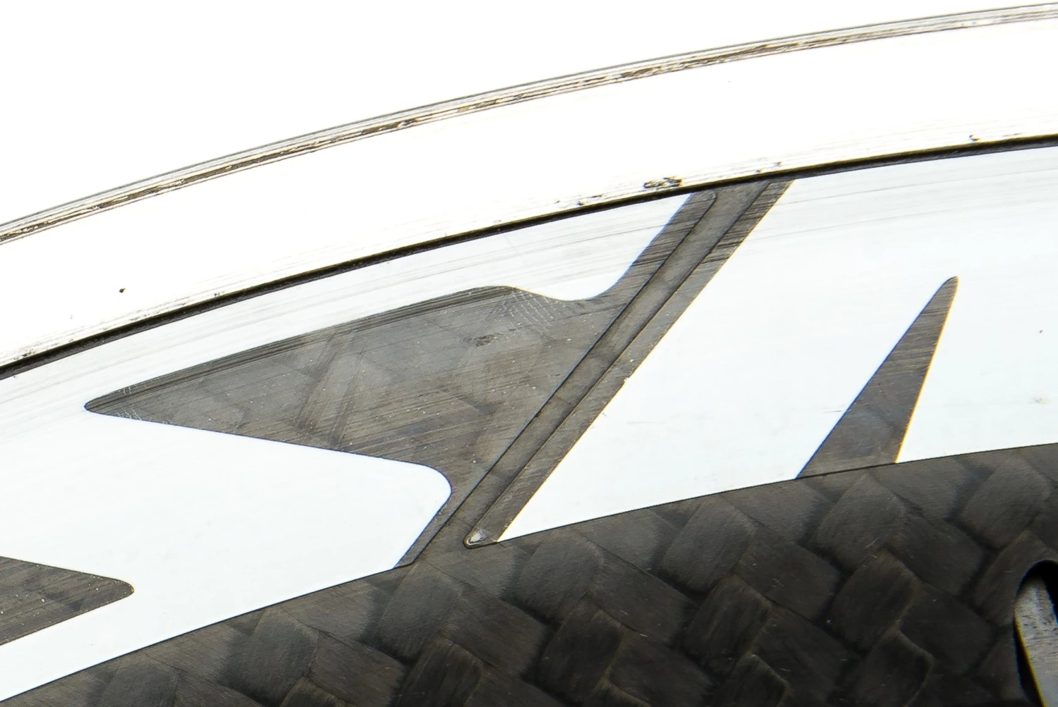 Mavic Cosmic SL Carbon Clincher 700c Wheelset - Image 8