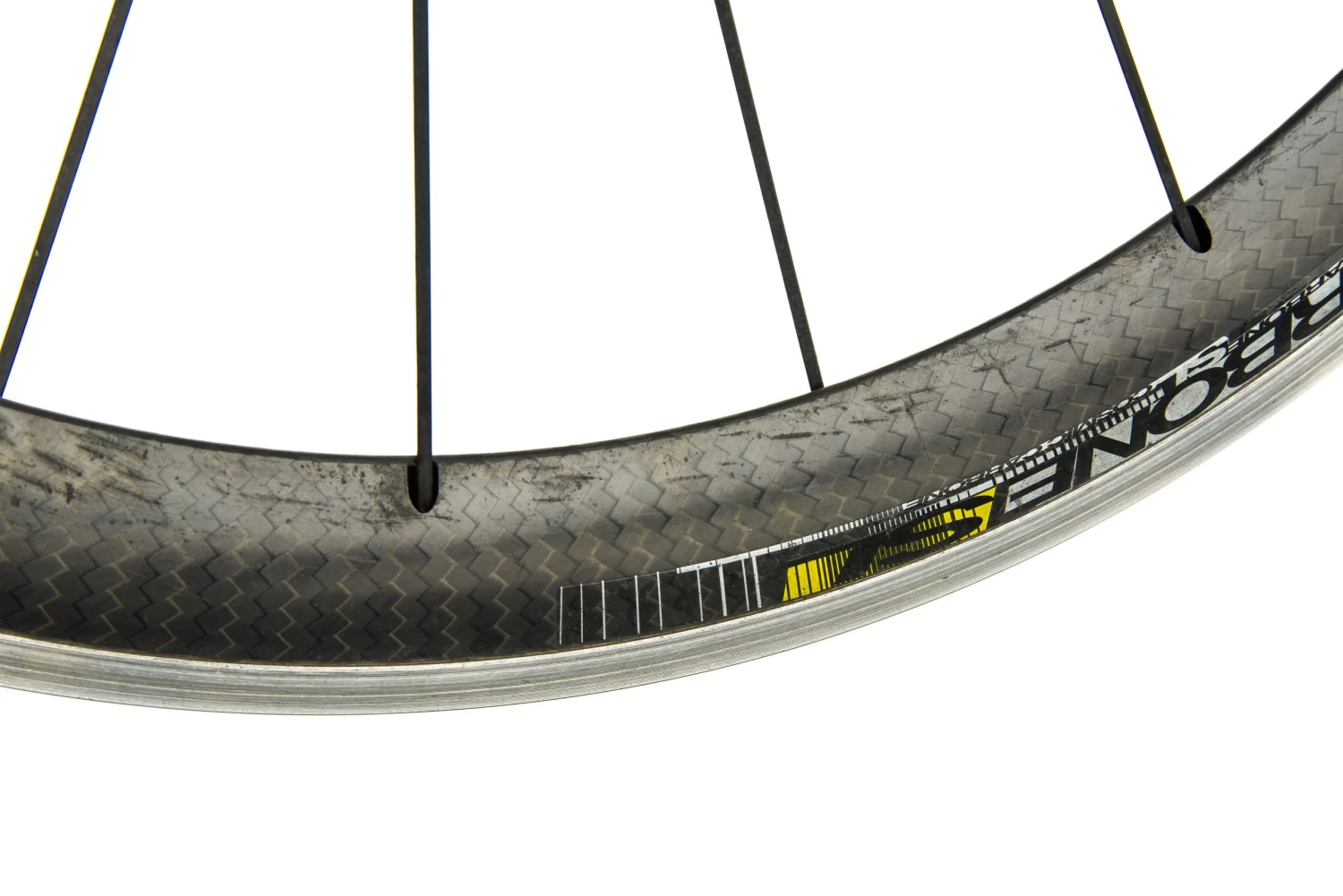 Mavic Cosmic Carbone SL Carbon Clincher 700c Wheelset - Image 8
