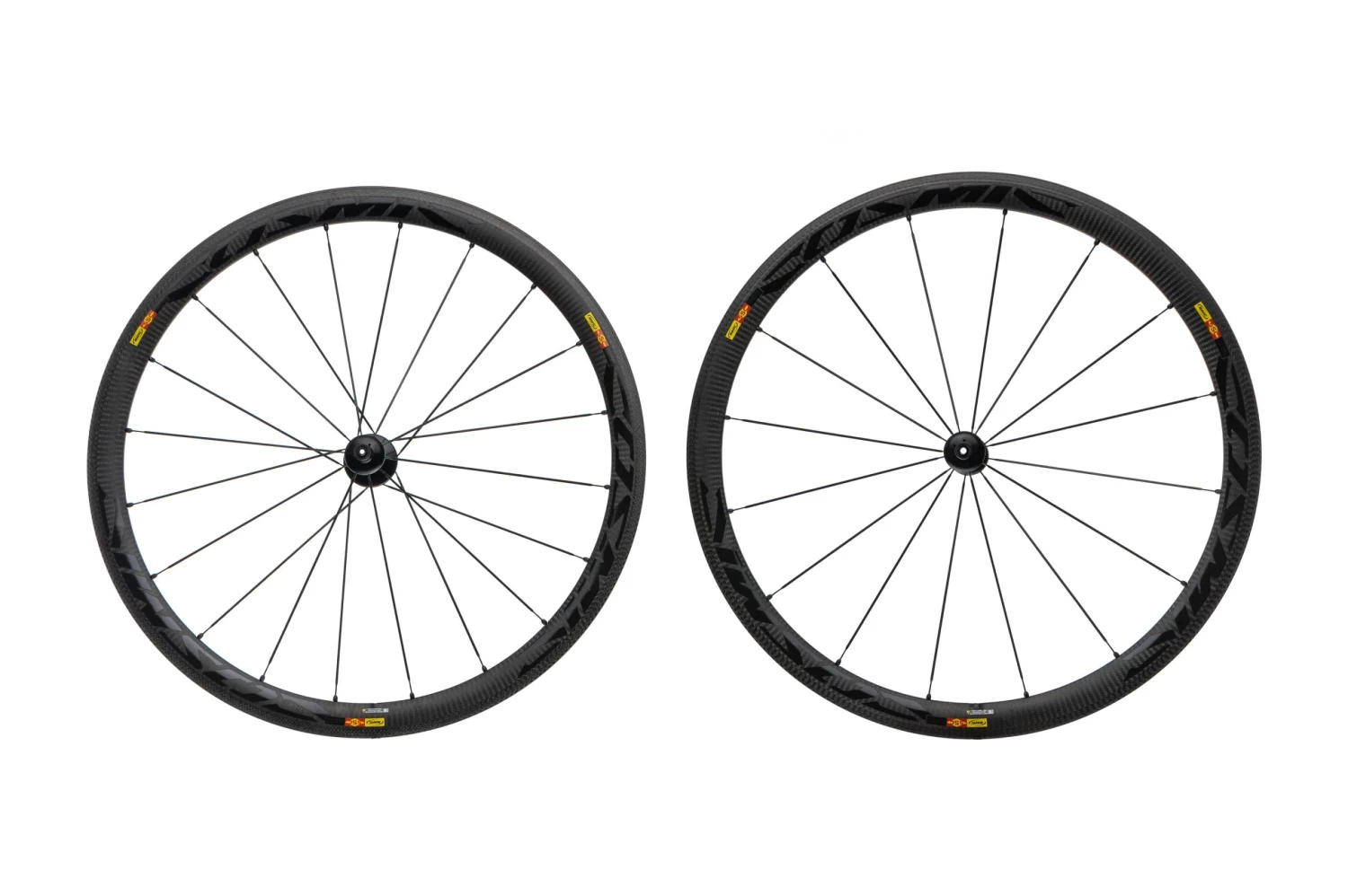 Mavic Cosmic Carbone 40 Carbon Clincher 700c Wheelset - Image 2