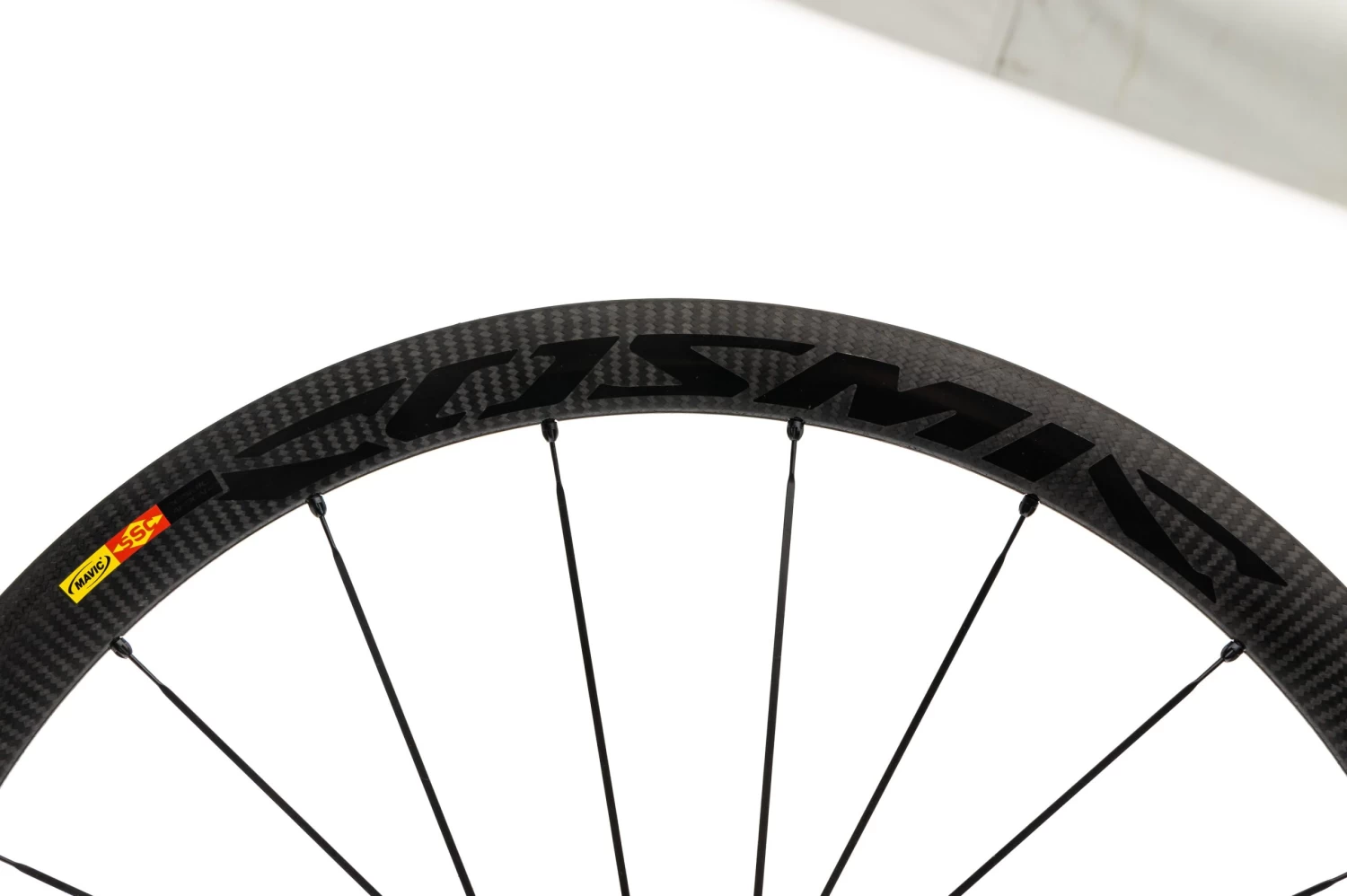 Mavic Cosmic Carbon 40 Clincher 700c Wheelset - Image 6