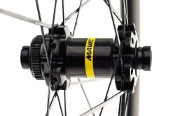 Mavic Comete Pro Carbon Tubeless 700c Front Wheel