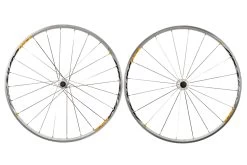 Mavic Aksium Race Road Bike Wheelset 700C 11 Speed 100/130mm 9mm QR Clincher
