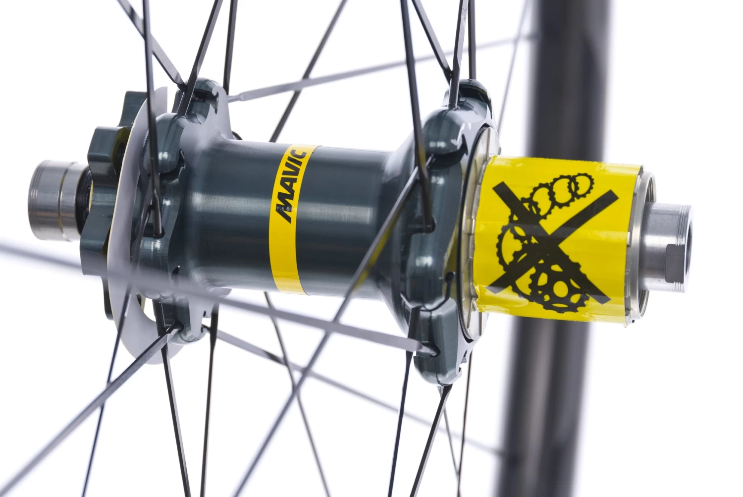 Mavic XA Pro Carbon Clincher 29" Wheelset - Image 4